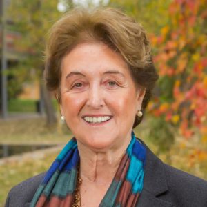 Académica Ana Arón