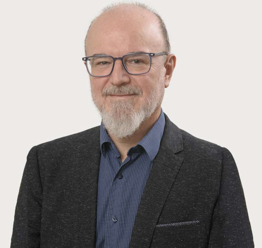 Académico Alejandro Reinoso