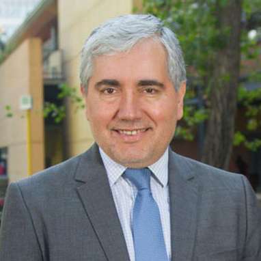 Académico Jorge Manzi Astudillo